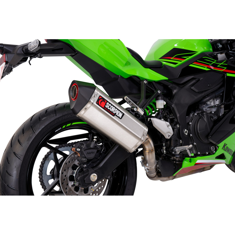 Scorpion Serket Parallel Auspuff für Kawasaki Ninja ZX 4 RR 2023 Motorräder